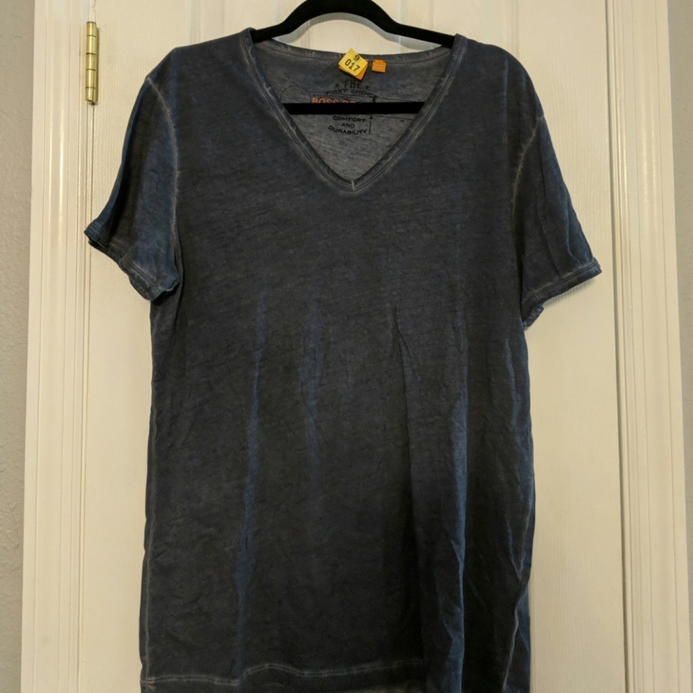 Mens Hugo Boss cotton v neck t shirt in toulouse